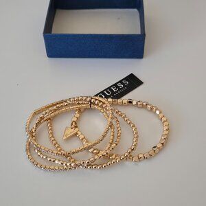 Guess Multi Piece Set Triangle Gold Tone Stretch Bracelets NWT